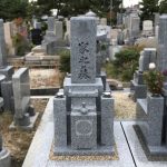 愛媛県産大島石製の8寸神戸型和型墓石が完成。明石市の地域墓地にて。